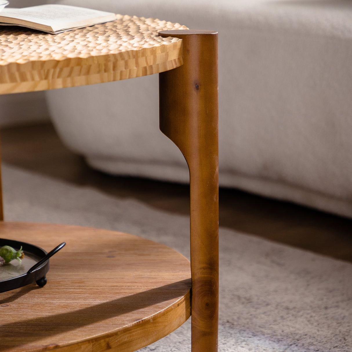 Round Coffee Table with Solid Wood for Living Room