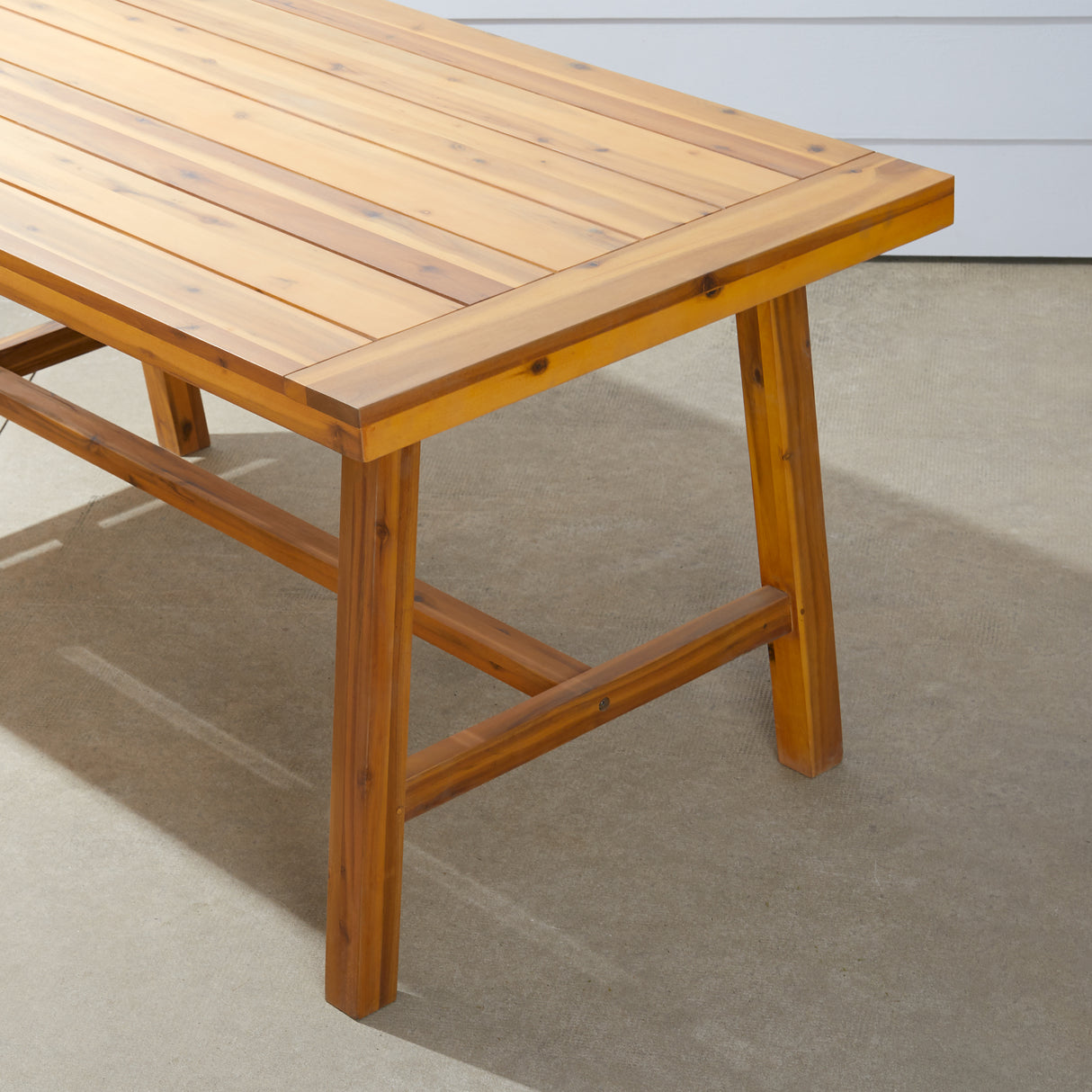 Miami outdoor patio picnic dining table