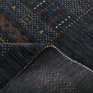 Charcoal Center Pattern Hand Loomed Wool Area Rug