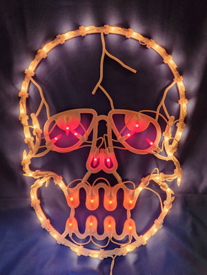 50L Halloween Sculpture: Skull