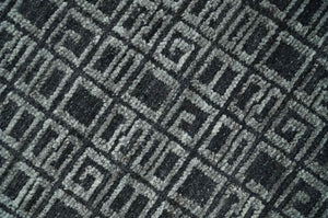 Contemporary Hand carved 8x10 Silver and Charcoal Traditional Geometrical Pattern Hand Knotted Wool Area Rug