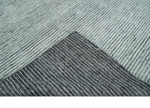Contemporary look Gray Hand knotted loop Cut 8x10 wool Area Rug