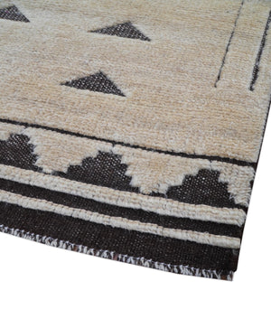 Custom Made Contemporary Design Black And Beige Hand knotted wool Area Rug