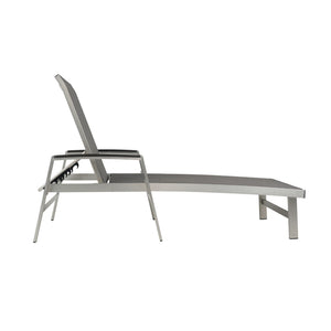 Oaxton - Chaise Lounge