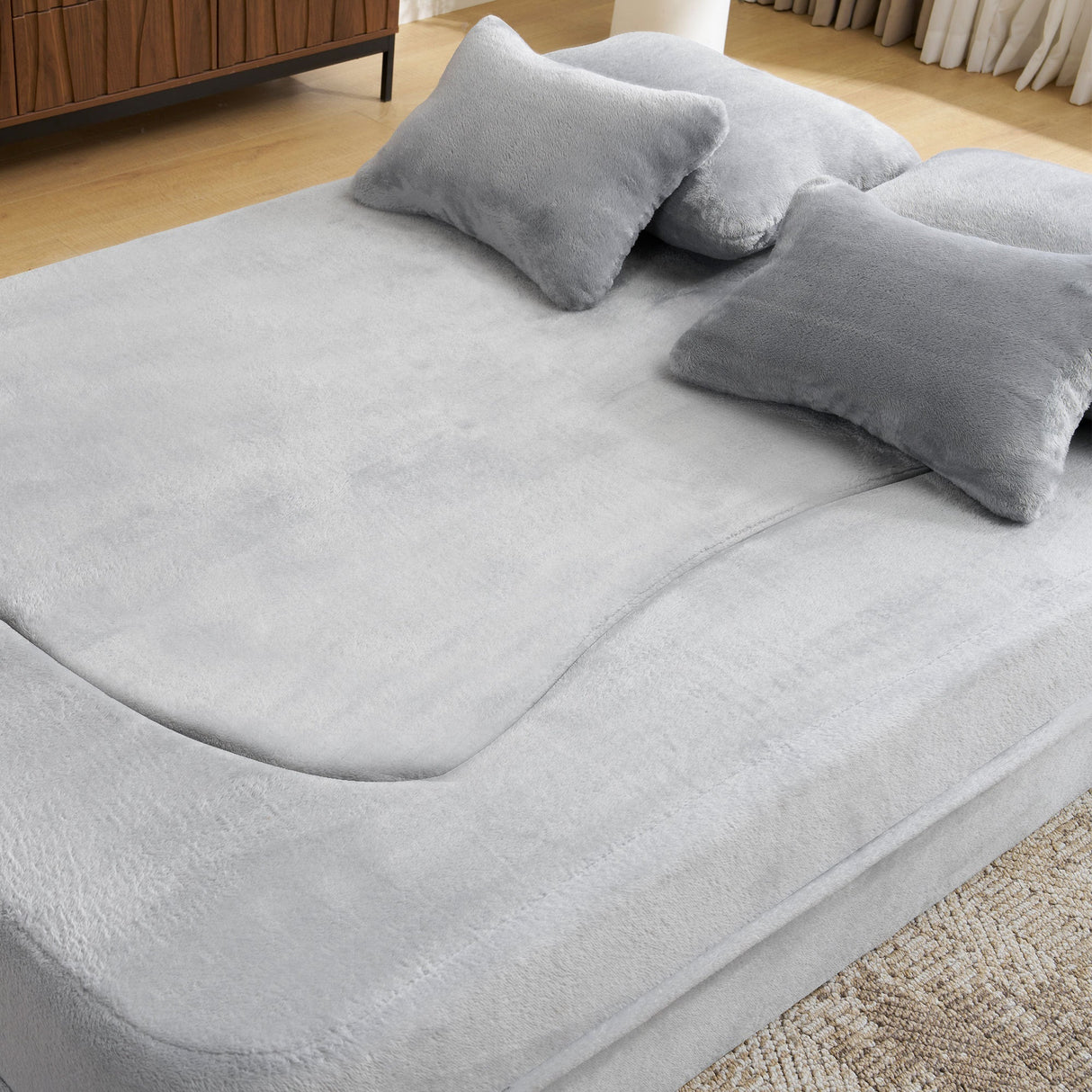 Queen Size Modern Light Grey Floor Sofa with 4 Pillows