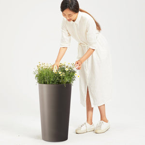2 Pack Tall 21.7 in Modern Brown Planters for Indoor & Outdoor