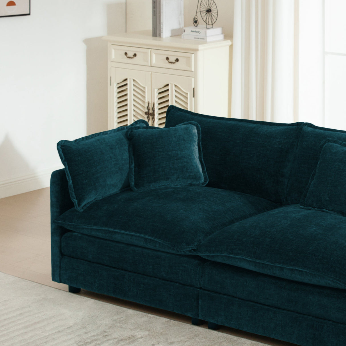 Comfort U Shaped Couch with Reversible Chaise