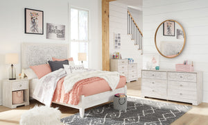 Paxberry - Six Drawer Dresser - Vinyl-Wrapped - Whitewash