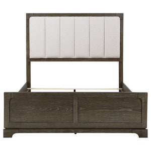 Harbington - Panel Bed