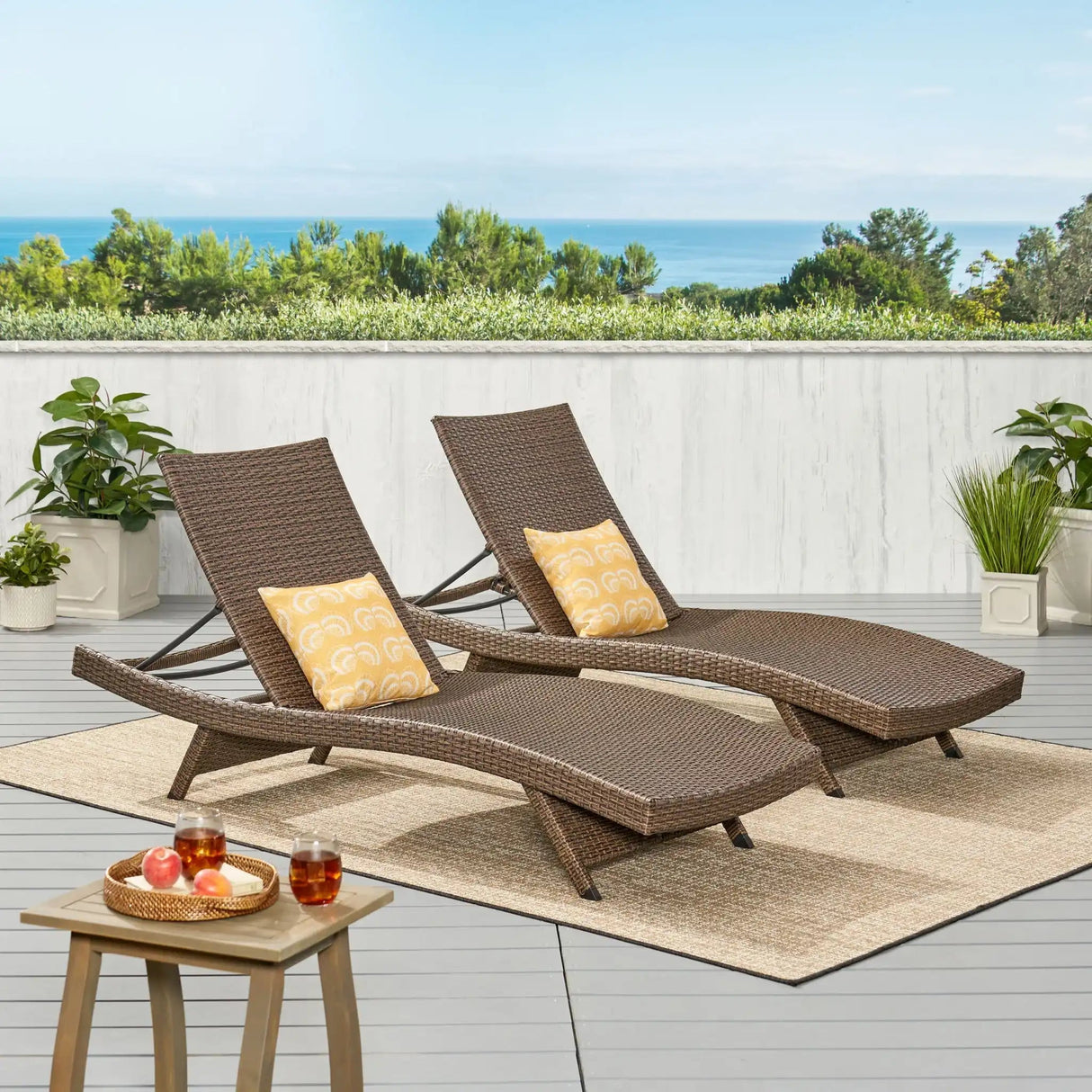 Salem - Chaise Lounge