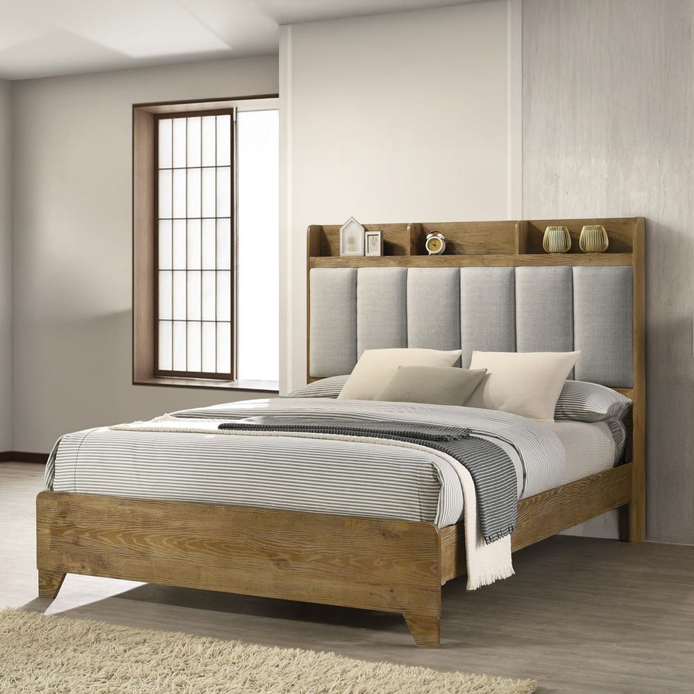 Garcia - Bed With USB