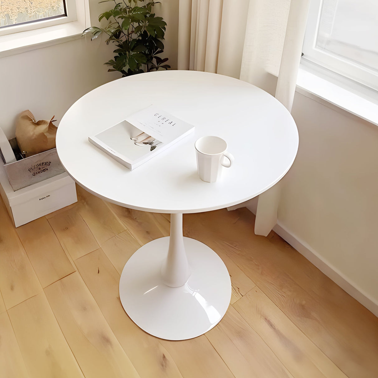 31.5" Dining Table in White