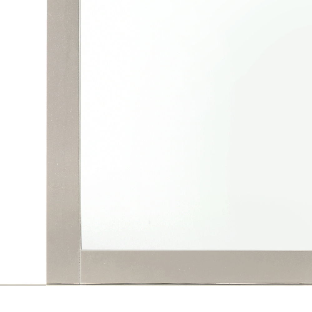 Modern Farmhouse Design Elegant Wall Mirror