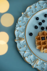 6 pack plastic charger plate, d14" white with gold