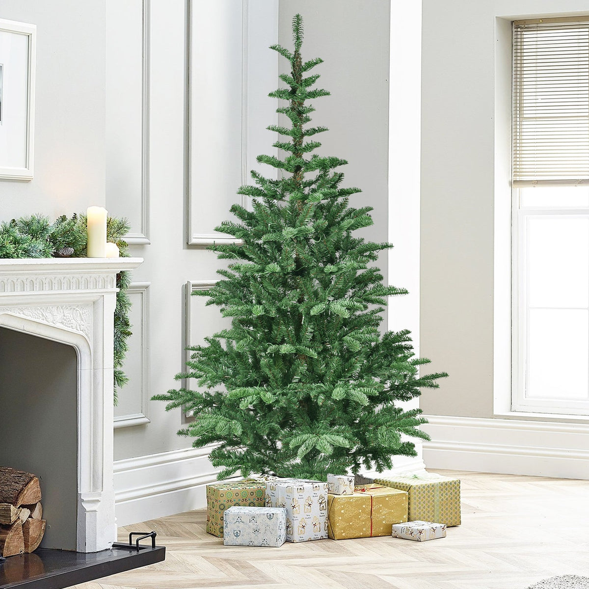 8ft Pre-Lit Christmas Tree with 500 Warm LED Lights - Green
