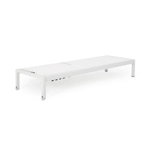Outdoor Patio Chaise Lounge With 5 Reclining Positions