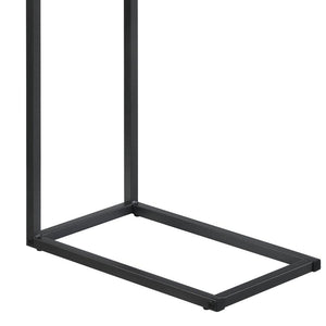Stetsonia - C-Table With USB Charging Port