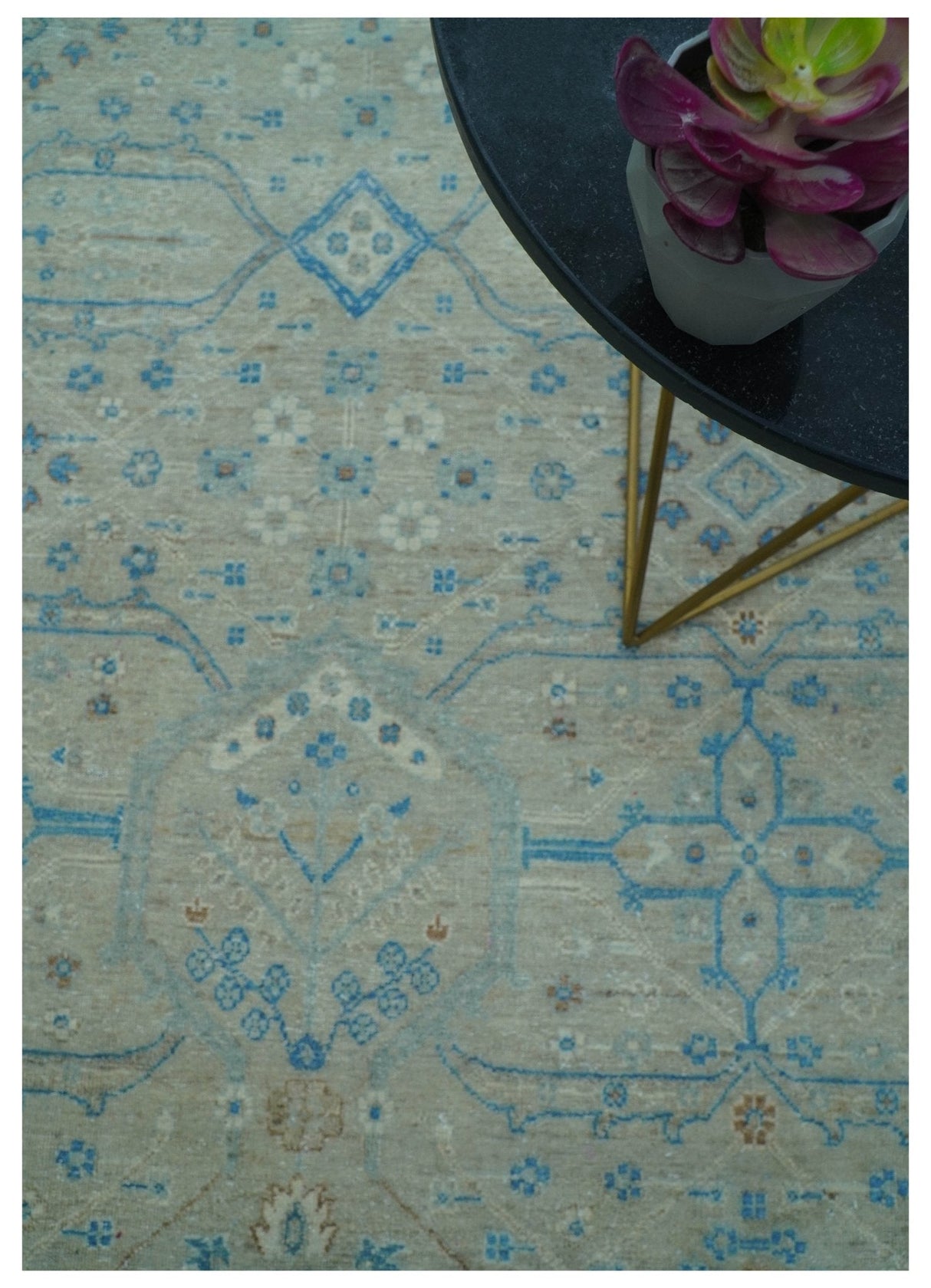 Distressed Design Silver And Beige Hand Knotted 10x14 Wool Area Rug