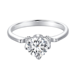925 Sterling Silver 1.0 Carat Moissanite Ring in Size 8