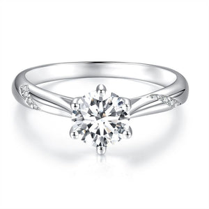 925 Sterling Silver Moissanite & Zircon Ring Size 5