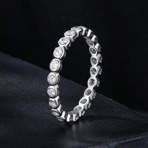 925 Sterling Silver 2mm Moissanite Ring Size 7 for Women