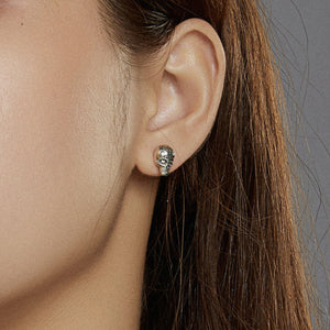 S925 Oxidized Silver Earrings Size 1*0.7cm for Women