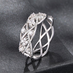 925 Sterling Silver 0.14 Carat Moissanite Ring in Size 8 for Women