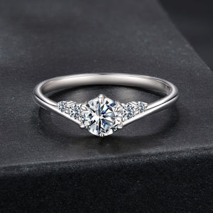 925 Sterling Silver Moissanite 0.15ct Ring Size 7 for Women