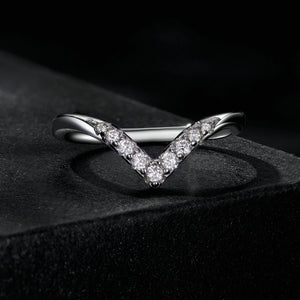 S925 Sterling Silver Moissanite 1.7mm Ring for Women - Size 6