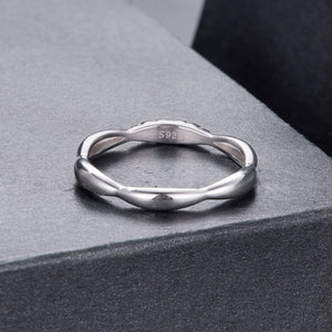 925 Sterling Silver Moissanite Ring with 0.15-0.2cm Gems for Women - Size 6