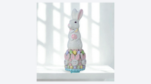SUGARED CAKE WITH BUNNY