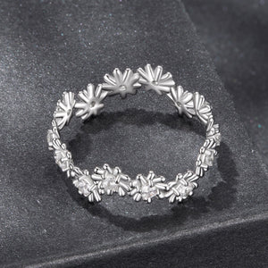 925 Sterling Silver Moissanite 0.03ct Ring Size 7
