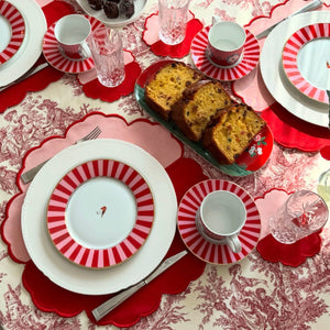 Duality Pink Red Scalloped Fabric Placemats Set of 12