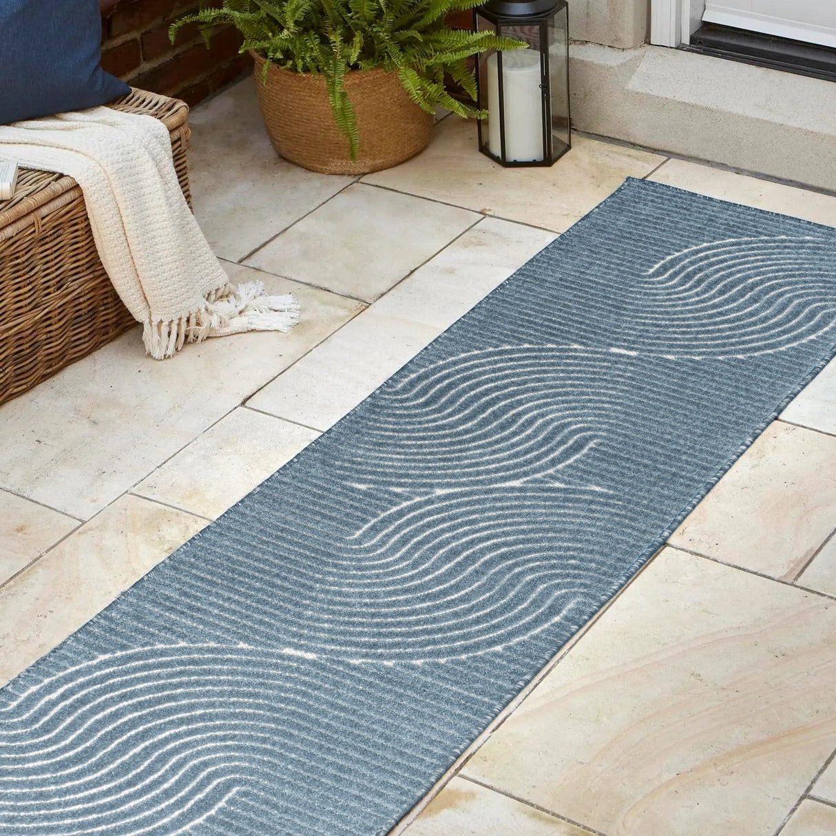 Duenas High - Low Shabby Indoor/Outdoor Runner Rug - Tuesday Morning - Runner Rugs