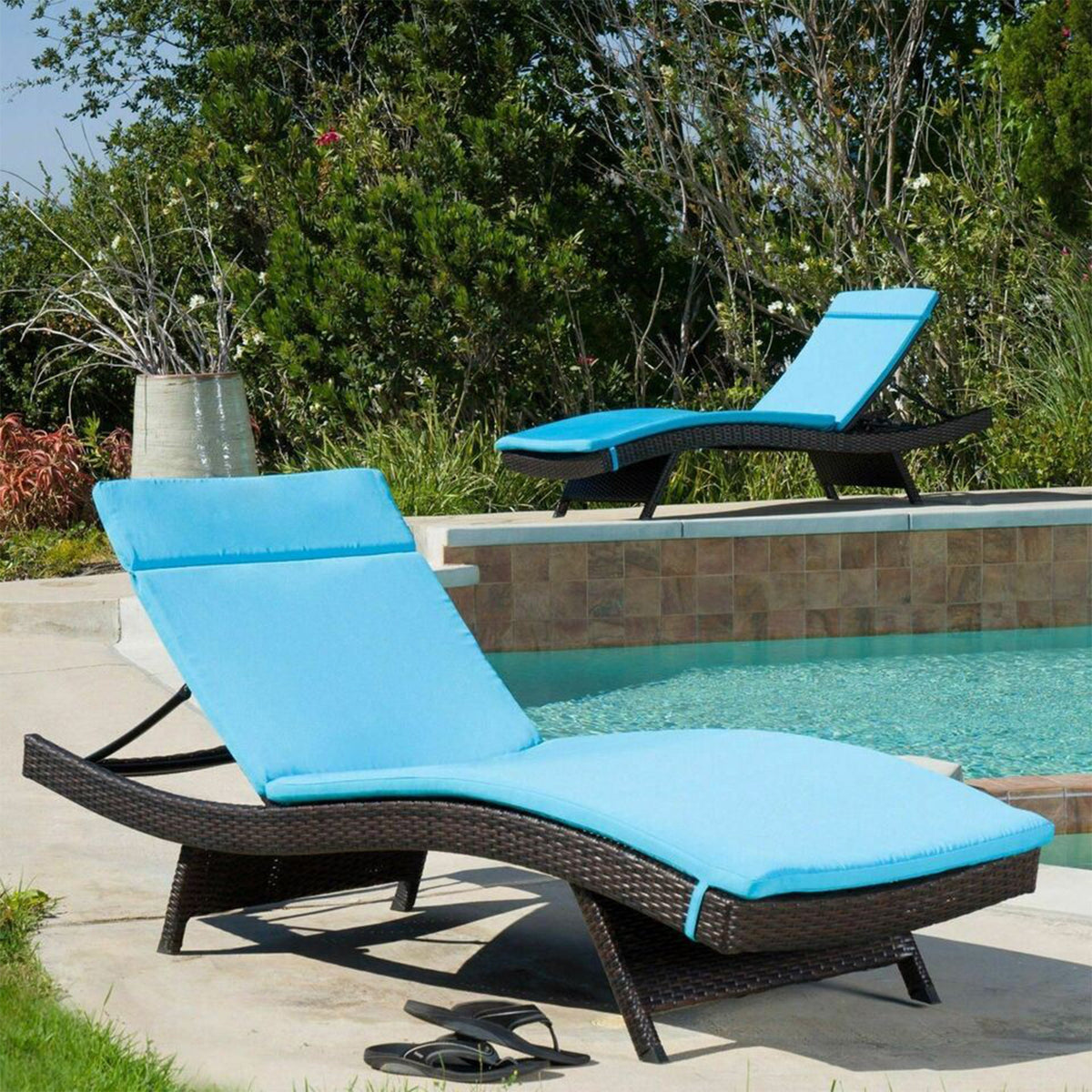 Blue Outdoor Chaise Lounge Cushion 2-Pack with Water-Resistant Fabric