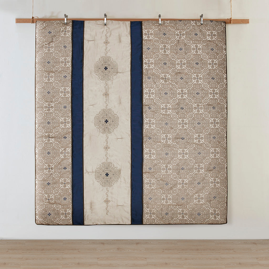 King 7 Piece Jacquard Comforter Set with Throw Pillows