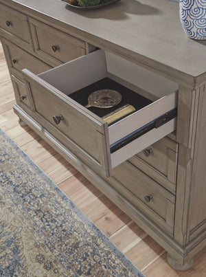 Lettner - Dresser