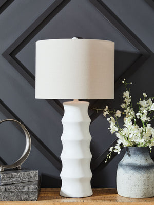 Veraleigh - Poly Lamp