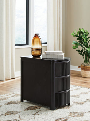 Camdill - Chair Side End Table
