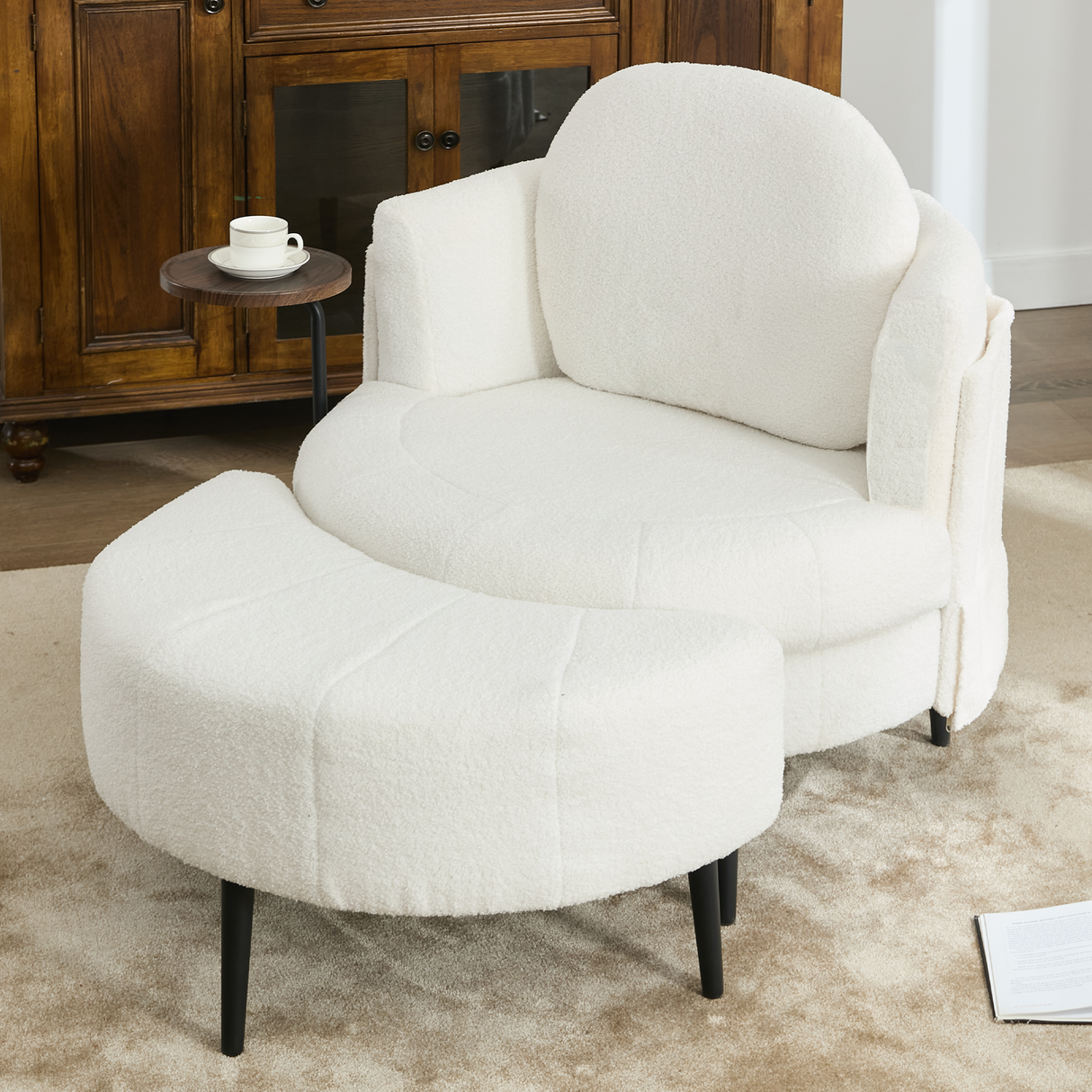 42.5' Single Sofa Chair in White