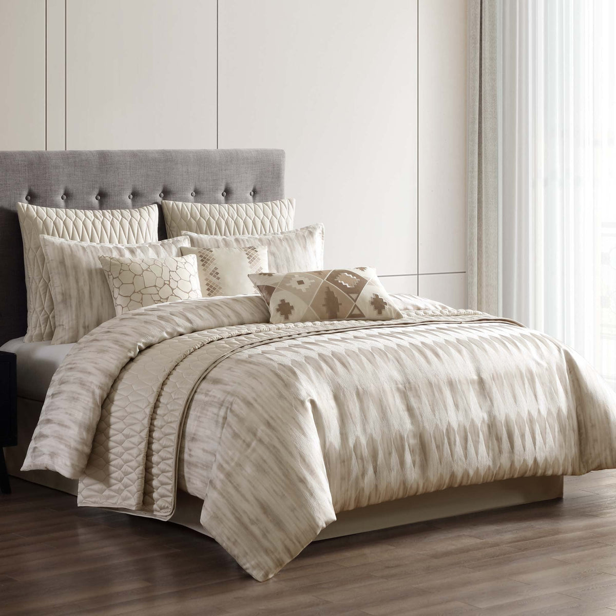 Milan 10 Pc Jacquard Comforter & Coverlet Ensemble