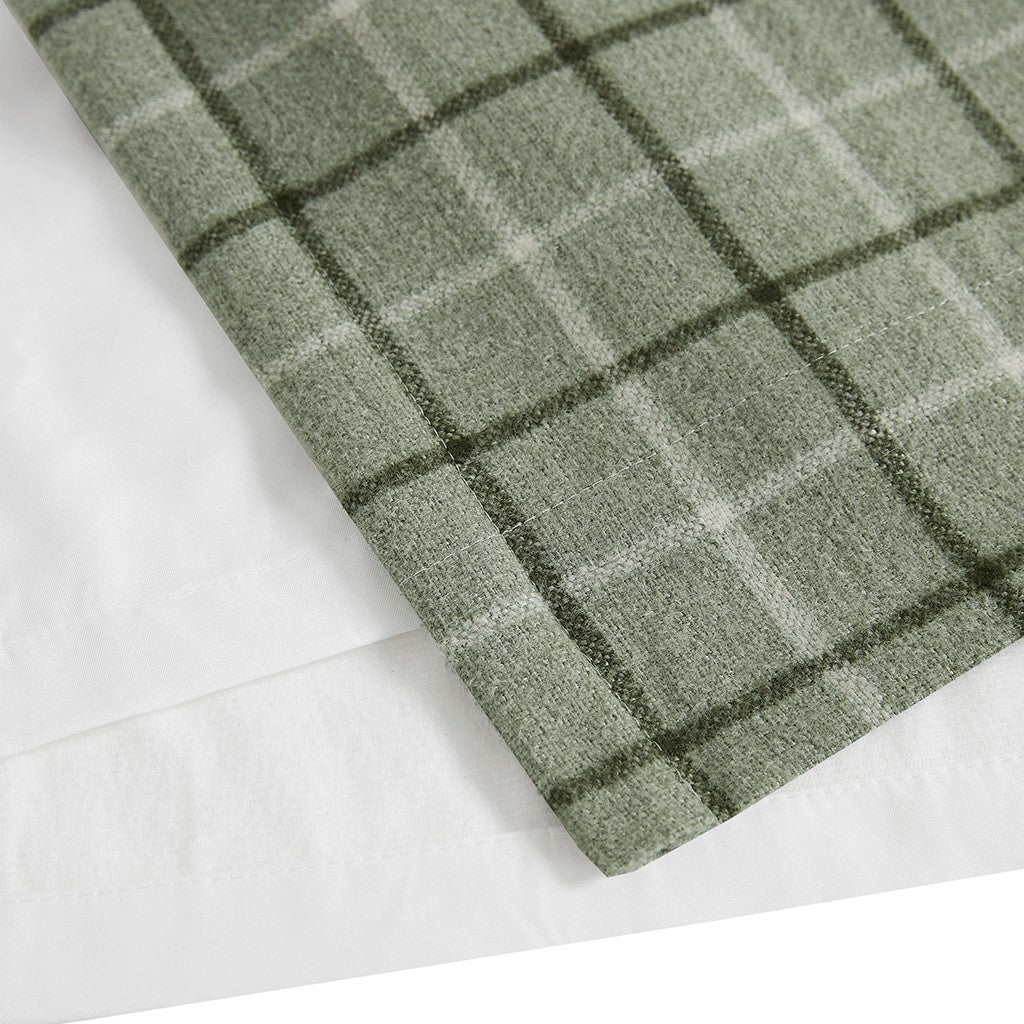 Plaid Rod Pocket and Back Tab Curtain Panel with Fleece Lining Green 50x84'