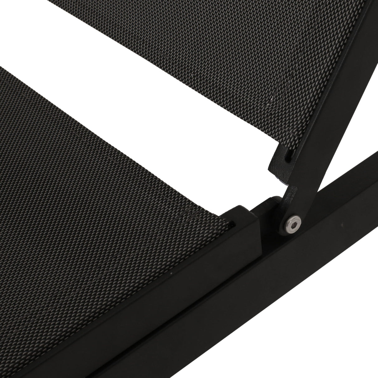 Finn - Contemporary Chaise Lounge For Outdoor Relaxation