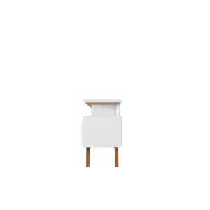 Yonkers - TV Stand