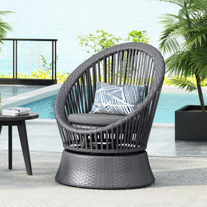 Modern Swivel Wicker Lounge Chair With Round Design