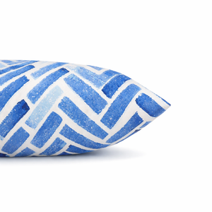 2 Pack Outdoor Throw Pillows, Waterproof & Fade-Resistant