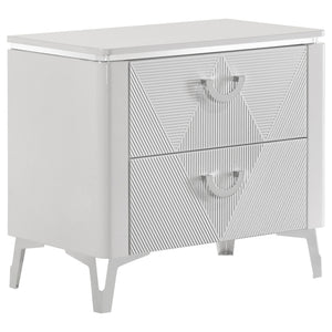Cassia 4-piece Eastern King LED Bedroom Set White High Gloss