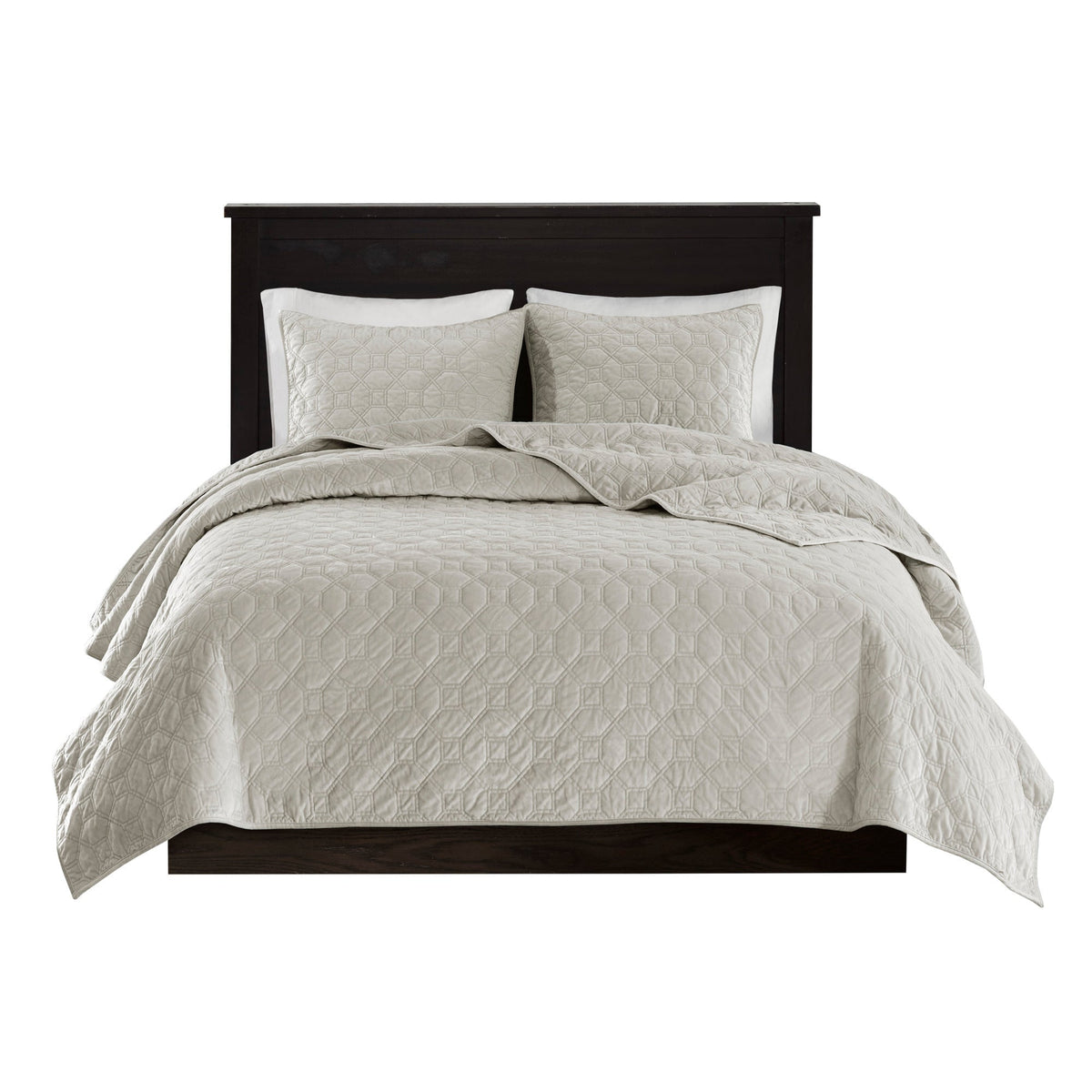 Ivory Velvet Quilt Set with Antimicrobial Finish - King/Cal King