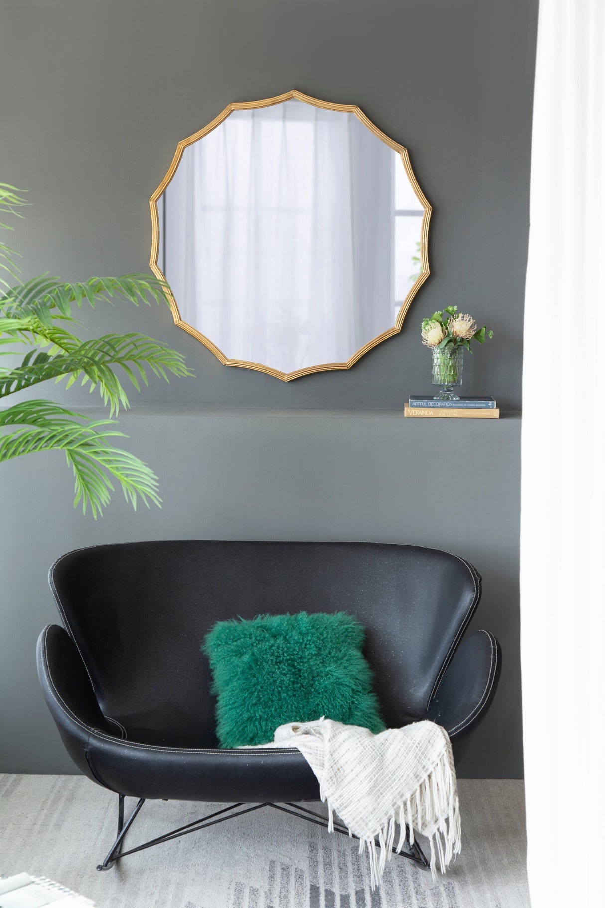 D40' Round Sunburst Wall Mirror with Gold Finish, Wall Decor Mirror for Entryway Bedroom Living Room