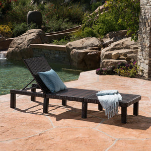 Outdoor Chaise Lounge with Wicker Design and Adjustable Backrest